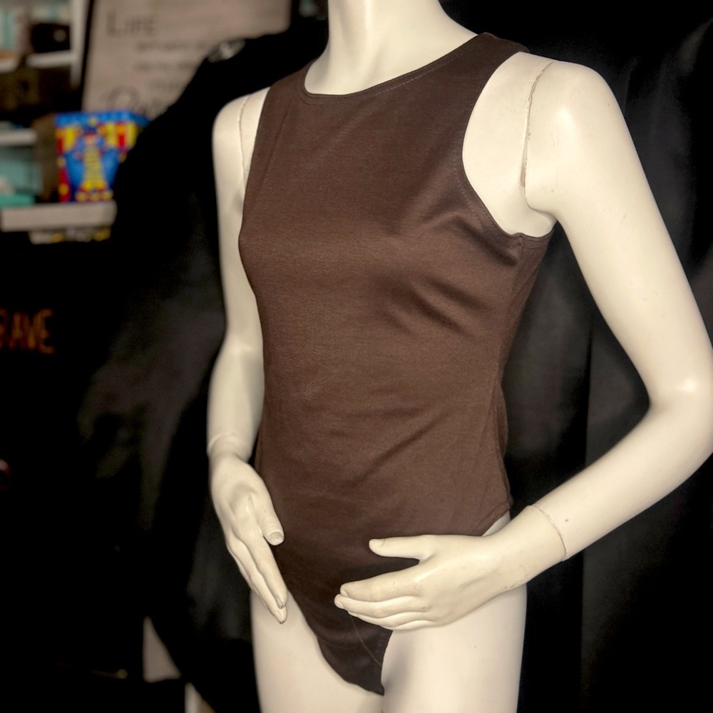 PrettyLittleThing Brown Sleeveless Bodysuit